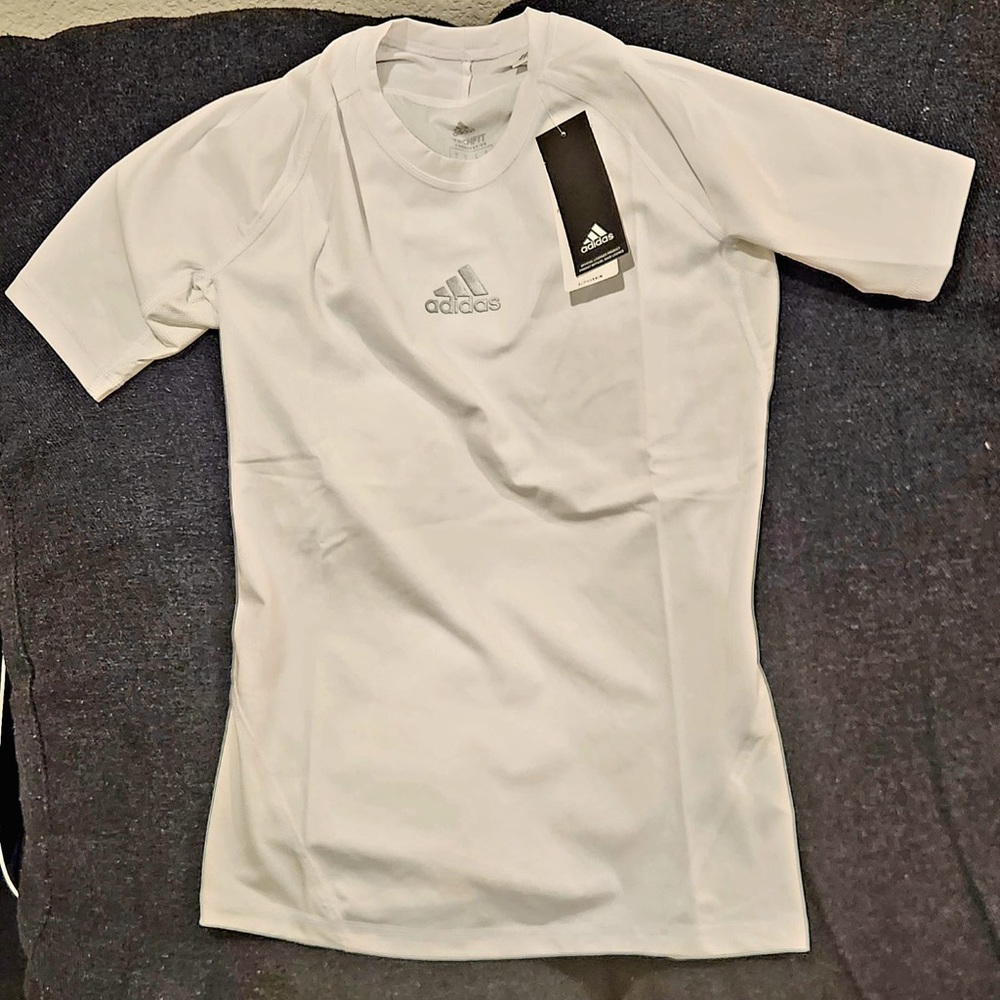 💥NWT 💥 Men’s alpha skin compression training shirt